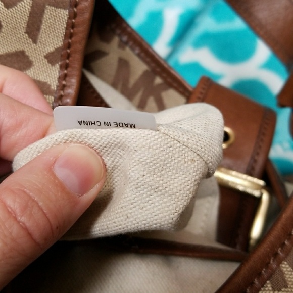 Tan and brown MK shoulder bag - Picture 4 of 4